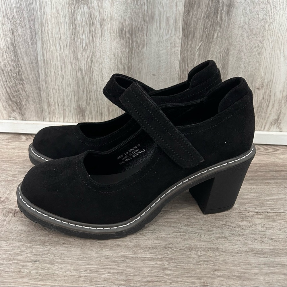 Corky's Mary Go Round Mary Jane Heels black suede Women’s 10 Lug Sole Academia